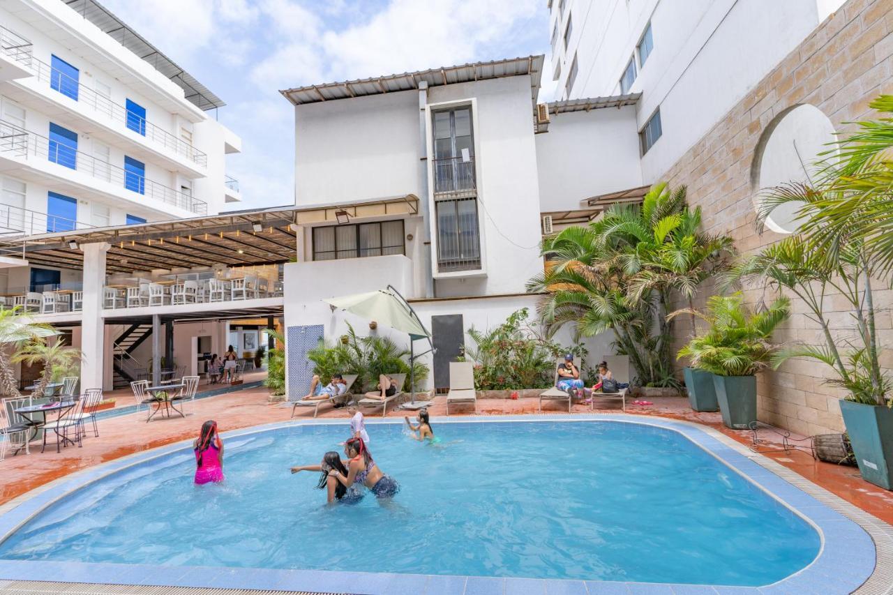Hotel Kinova Salinas  Exterior photo